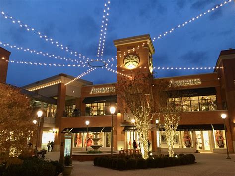 Short pump town center - Introduction to Short Pump Town Center Overview and Location. Nestled in the bustling heart of Henrico County, Virginia, Short Pump Town Center stands as a beacon of modern retail and leisure. This open-air shopping mall, strategically located at 11800 West Broad Street, has become a pivotal destination for shoppers and tourists alike.
